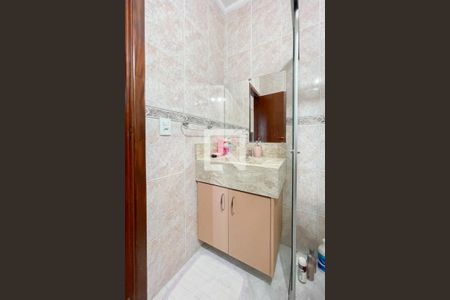 Casa à venda com 228m², 3 quartos e 5 vagasBanheiro - Suíte 1