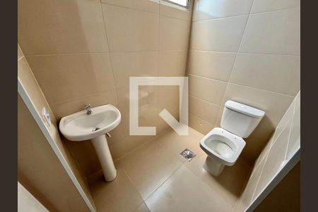 Apartamento para alugar com 75m², 2 quartos e 1 vaga Apartamento para alugar com 75m², 2 quartos e 1 vagaBanheiro da suíte