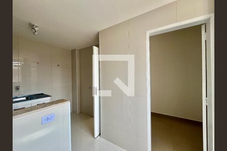 Apartamento para alugar com 75m², 2 quartos e 1 vaga Apartamento para alugar com 75m², 2 quartos e 1 vagaÁrea de serviço - Quarto