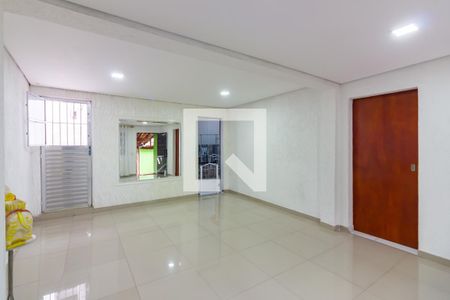 Casa à venda com 267m², 2 quartos e 2 vagasSala 2