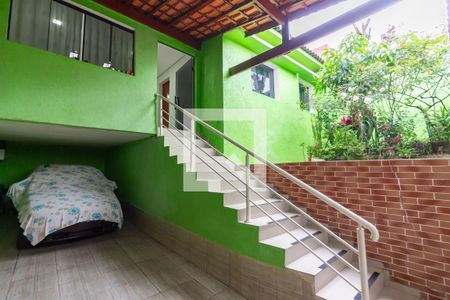 Casa à venda com 267m², 2 quartos e 2 vagasGaragem