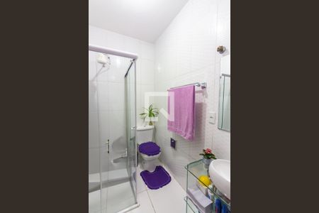 Casa à venda com 267m², 2 quartos e 2 vagasBanheiro