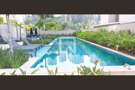 Apartamento à venda com 38m², 1 quarto e sem vagaÁrea comum - Piscina