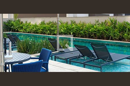 Apartamento à venda com 38m², 1 quarto e sem vagaÁrea comum - Piscina