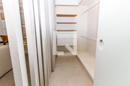 Apartamento à venda com 88m², 1 quarto e 2 vagas Apartamento à venda com 88m², 1 quarto e 2 vagasQuarto