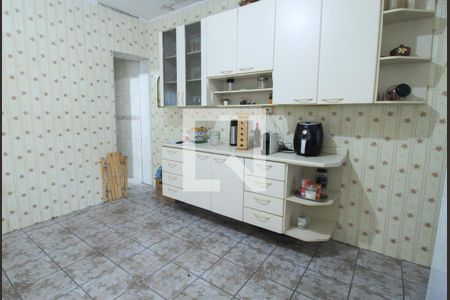 Casa à venda com 171m², 4 quartos e 2 vagasCozinha