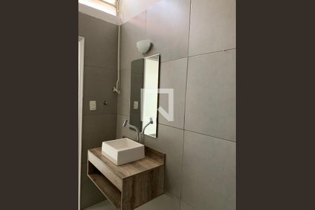 Casa de condomínio à venda com 110m², 2 quartos e 2 vagasBanheiro