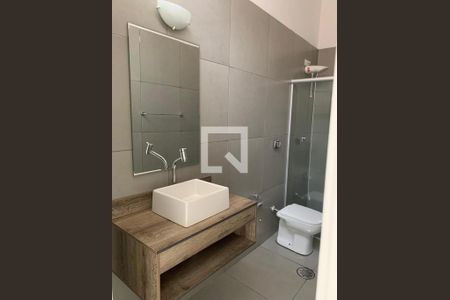 Casa de condomínio à venda com 110m², 2 quartos e 2 vagasBanheiro