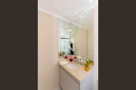 Apartamento à venda com 121m², 2 quartos e 2 vagasBanheiro da Suíte 1