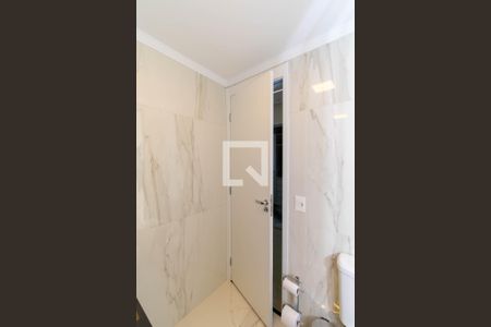 Apartamento à venda com 121m², 2 quartos e 2 vagasBanheiro da Suíte 2