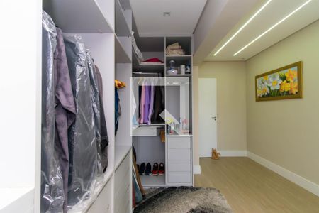 Apartamento à venda com 121m², 2 quartos e 2 vagasSuíte 2 - Closet