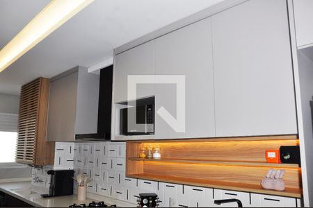 Apartamento à venda com 107m², 2 quartos e 2 vagasCozinha
