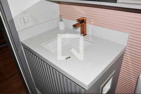 Apartamento à venda com 107m², 2 quartos e 2 vagasBanheiro do Quarto 01