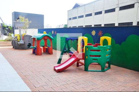 Apartamento à venda com 107m², 2 quartos e 2 vagasÁrea comum - Playground