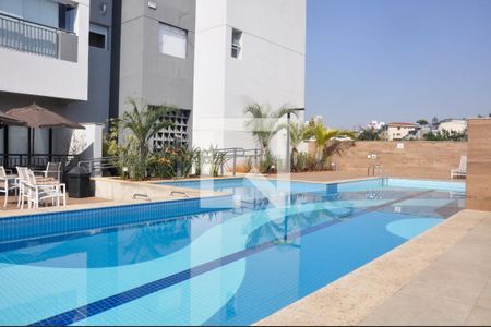 Apartamento à venda com 107m², 2 quartos e 2 vagasÁrea comum - Piscina