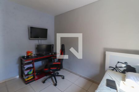 Casa à venda com 488m², 3 quartos e 2 vagasEscritório