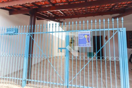 Casa à venda com 488m², 3 quartos e 2 vagasFachada