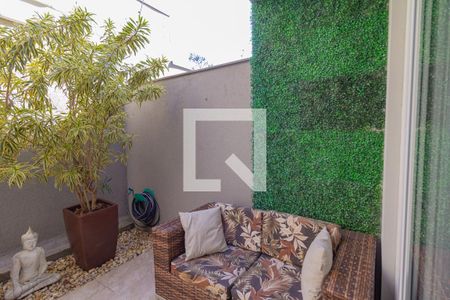 Casa à venda com 122m², 3 quartos e 2 vagasVaranda