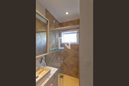 Casa à venda com 122m², 3 quartos e 2 vagasSuíte