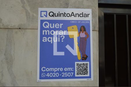 Apartamento à venda com 80m², 4 quartos e sem vagaPlaquinha