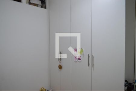 Apartamento à venda com 80m², 4 quartos e sem vagaQuarto 3