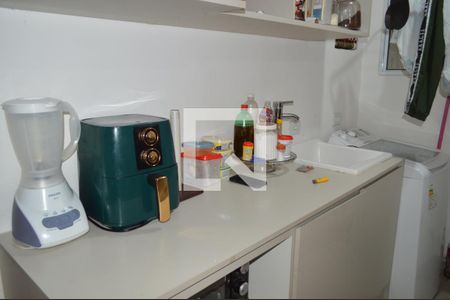 Apartamento à venda com 80m², 4 quartos e sem vagaCozinha e Área de Serviço