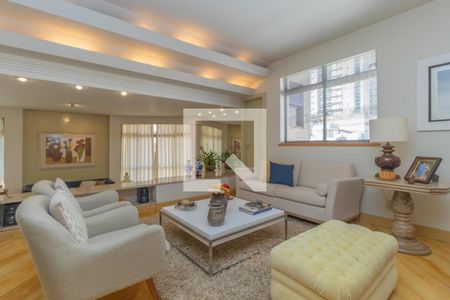 Apartamento à venda com 180m², 3 quartos e 3 vagasFoto 01