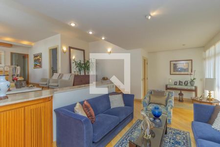 Apartamento à venda com 180m², 3 quartos e 3 vagasFoto 01