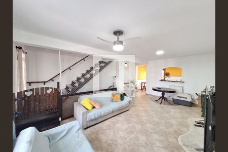 Sala de casa à venda com 3 quartos, 144m² em Vila Pompéia, São Paulo