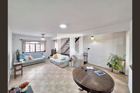 Sala de casa à venda com 3 quartos, 144m² em Vila Pompéia, São Paulo