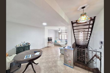 Sala de casa à venda com 3 quartos, 144m² em Vila Pompéia, São Paulo