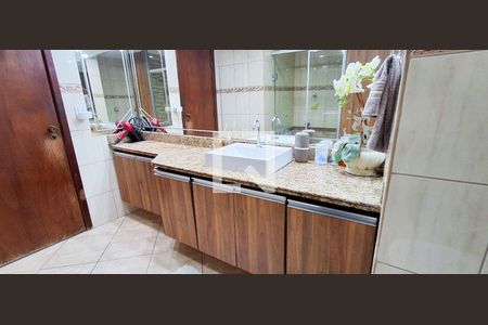 Banheiro de apartamento à venda com 3 quartos, 118m² em Barcelona, São Caetano do Sul