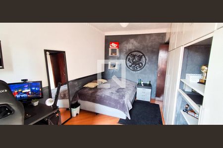 Apartamento à venda com 118m², 3 quartos e 2 vagas Apartamento à venda com 118m², 3 quartos e 2 vagasQuarto 1