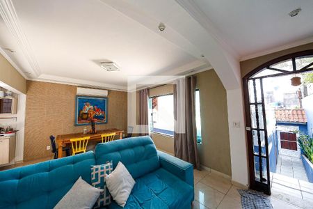 Sala de casa para alugar com 2 quartos, 200m² em Jardim Santa Terezinha (zona Leste), São Paulo