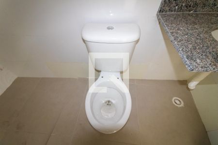 Apartamento à venda com 46m², 2 quartos e sem vaga Apartamento à venda com 46m², 2 quartos e sem vagaBanheiro