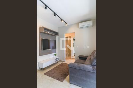 Sala de apartamento para alugar com 1 quarto, 37m² em Cidade Monções, São Paulo