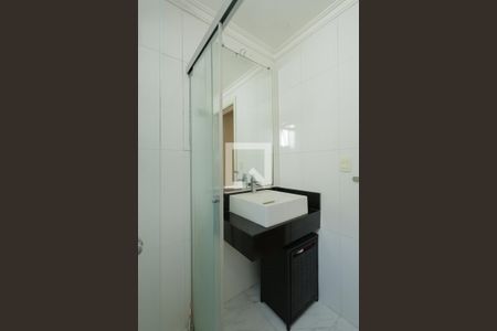 Apartamento à venda com 57m², 2 quartos e sem vaga Apartamento à venda com 57m², 2 quartos e sem vagaBanheiro