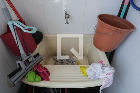 Apartamento à venda com 57m², 2 quartos e sem vaga Apartamento à venda com 57m², 2 quartos e sem vagaÁrea de serviço