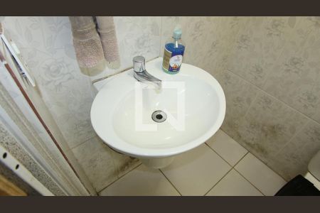 Casa à venda com 240m², 3 quartos e 2 vagasBanheiro 2