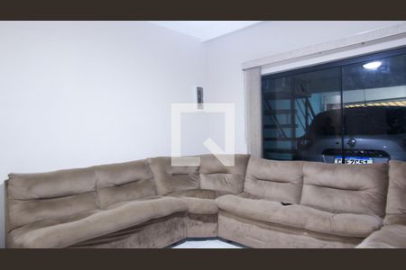 Sala de casa à venda com 3 quartos, 240m² em Chácara Mafalda, São Paulo