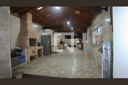 Casa à venda com 240m², 3 quartos e 2 vagasÁrea Gourmet