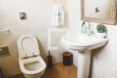 Casa à venda com 150m², 3 quartos e 4 vagasLavabo