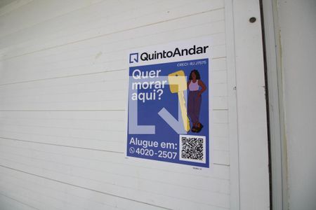 Casa de condomínio à venda com 500m², 4 quartos e 2 vagasPlaca de Anúncio Quinto Andar