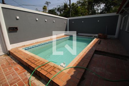Casa de condomínio à venda com 500m², 4 quartos e 2 vagasPiscina