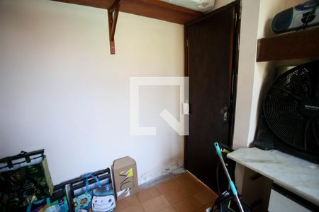 Casa de condomínio à venda com 500m², 7 quartos e 2 vagas Casa de condomínio à venda com 500m², 7 quartos e 2 vagasQuarto de Serviço