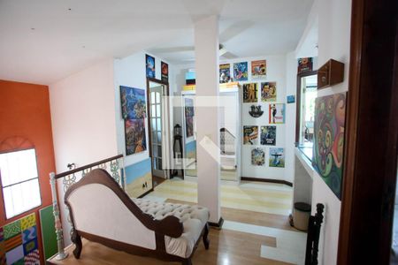 Casa de condomínio à venda com 500m², 7 quartos e 2 vagas Casa de condomínio à venda com 500m², 7 quartos e 2 vagasHall dos Quartos