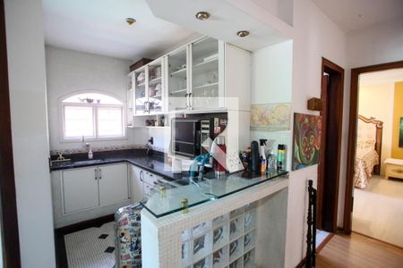 Casa de condomínio à venda com 500m², 7 quartos e 2 vagas Casa de condomínio à venda com 500m², 7 quartos e 2 vagasCozinha do Hall dos Quartos