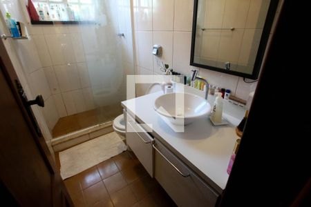 Casa de condomínio à venda com 500m², 7 quartos e 2 vagas Casa de condomínio à venda com 500m², 7 quartos e 2 vagasBanheiro Social 2