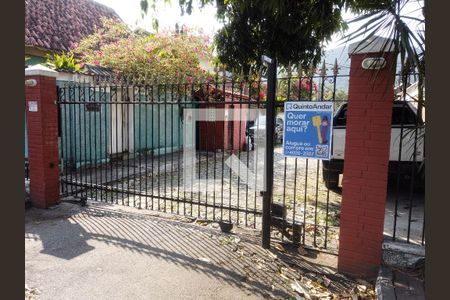 Casa de condomínio à venda com 500m², 7 quartos e 2 vagas Casa de condomínio à venda com 500m², 7 quartos e 2 vagasFachada do Condomínio