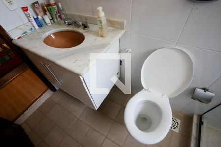 Casa de condomínio à venda com 500m², 7 quartos e 2 vagas Casa de condomínio à venda com 500m², 7 quartos e 2 vagasBanheiro Social